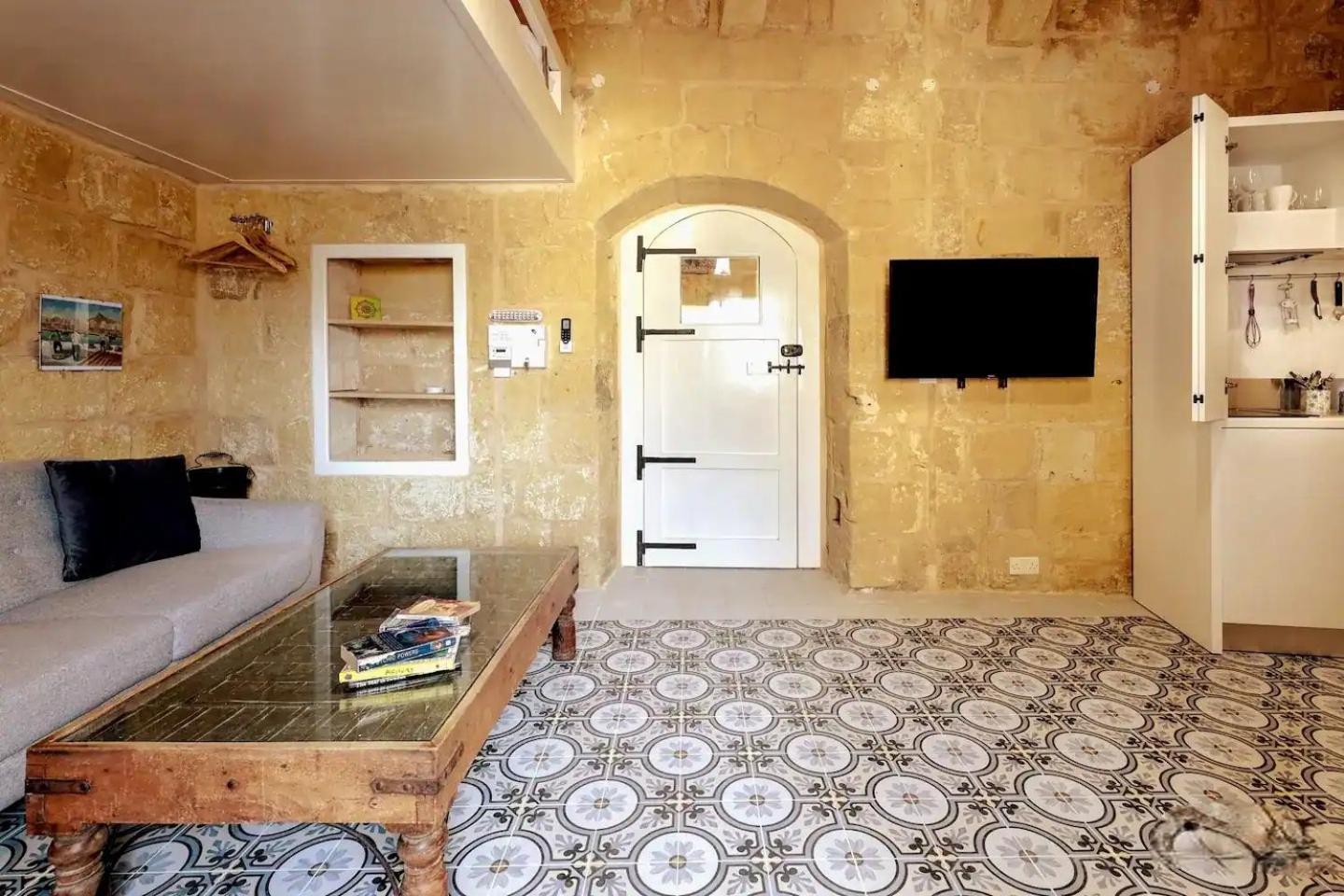 Historic Hideaways - 900 Year Old Converted Studios Victoria Eksteriør billede