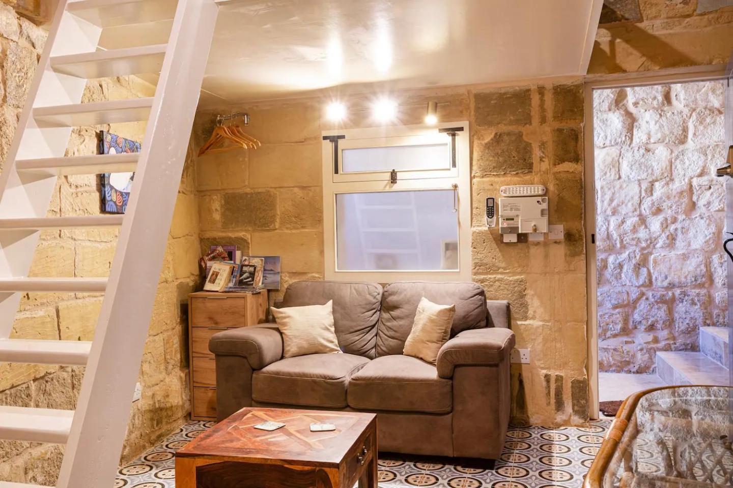 Historic Hideaways - 900 Year Old Converted Studios Victoria Eksteriør billede