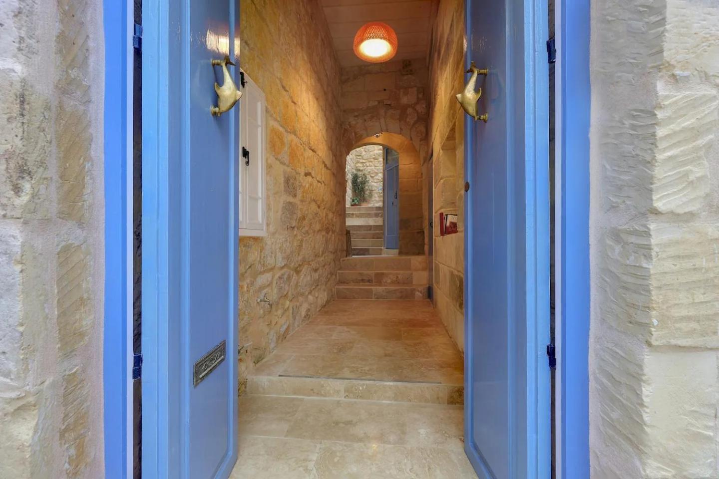 Historic Hideaways - 900 Year Old Converted Studios Victoria Eksteriør billede