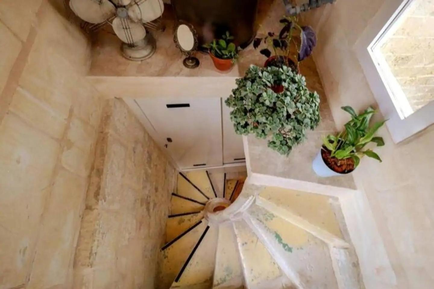 Historic Hideaways - 900 Year Old Converted Studios Victoria Eksteriør billede