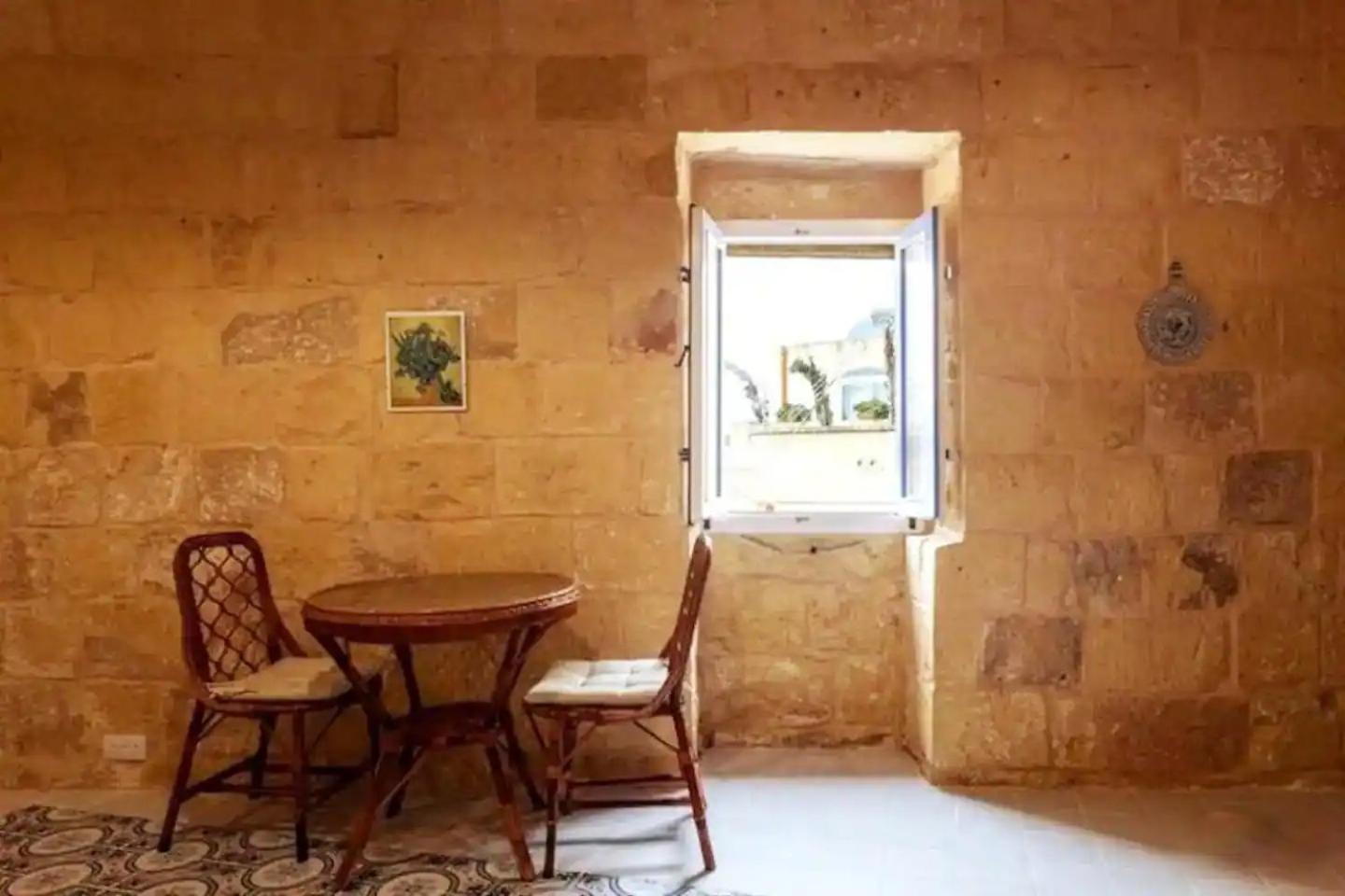 Historic Hideaways - 900 Year Old Converted Studios Victoria Eksteriør billede