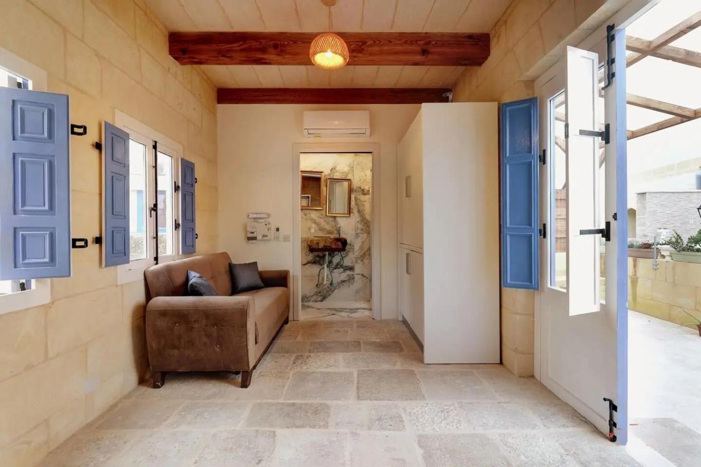 Historic Hideaways - 900 Year Old Converted Studios Victoria Eksteriør billede
